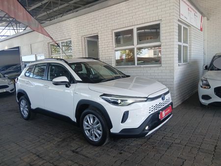 2025-Toyota-Corolla-Cross-18-XS-Hybrid_0