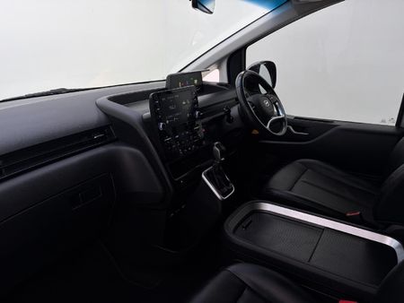 2024-Hyundai-Staria-22d-Multicab-Auto-5-Seat_16