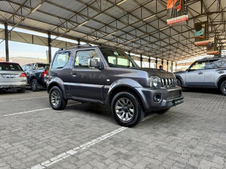 2018-Suzuki-Jimny-13_6