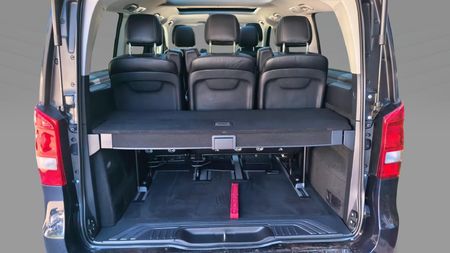 2020-Mercedes-Benz-V-Class-V-250d-Avantgarde-Auto_15