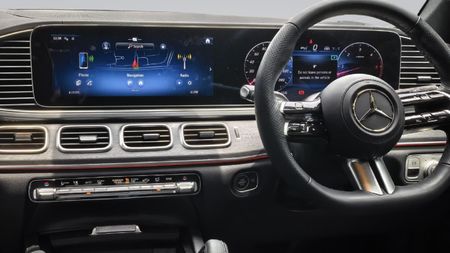 2025-Mercedes-Benz-GLE-Coupe-450D-4Matic_14