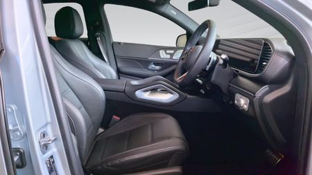 2025-Mercedes-Benz-GLE-Coupe-450D-4Matic_15