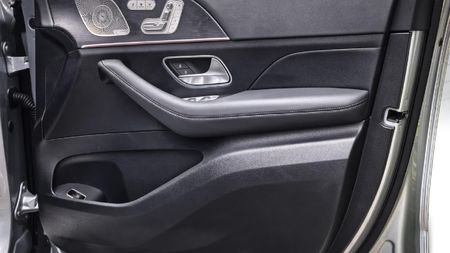 2025-Mercedes-Benz-GLE-Coupe-450D-4Matic_21