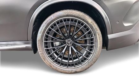 2026-Mercedes-AMG-GLC-43_7