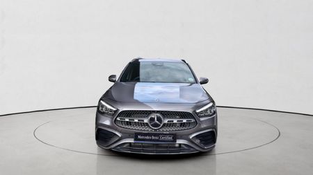 2026-Mercedes-Benz-GLA-200-Auto_1
