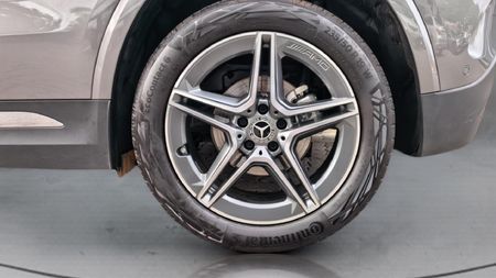 2026-Mercedes-Benz-GLA-200-Auto_4