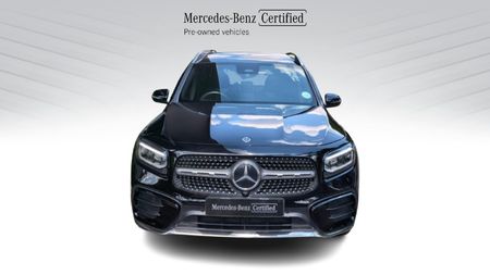 2025-Mercedes-Benz-GLB-220d-4Matic_4
