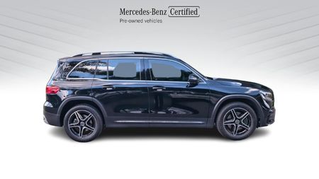 2025-Mercedes-Benz-GLB-220d-4Matic_5