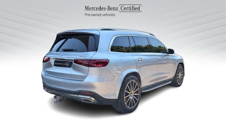 2025-Mercedes-Benz-GLS-580-4Matic-AMG-Line_7