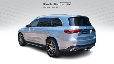 2025-Mercedes-Benz-GLS-580-4Matic-AMG-Line_8