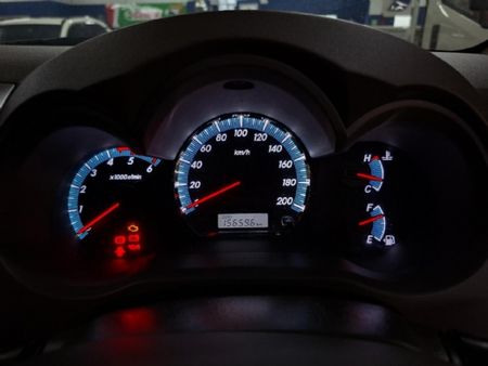 2012-Toyota-Fortuner-25-D-4D-Raised-Body_16