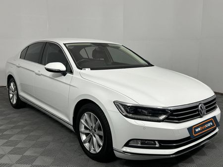 2016-Volkswagen-Passat-20-TDI-Executive-Auto_16