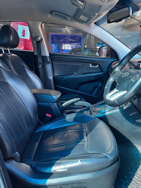 2012-Kia-Sportage-20-Auto_10