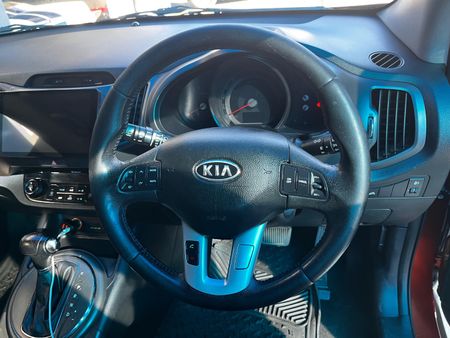 2012-Kia-Sportage-20-Auto_8