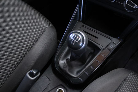 2021-Volkswagen-Polo-10-TSI-Trendline_11