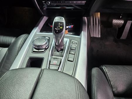 2016-BMW-X5-xDrive30d-M-Sport-Auto_14