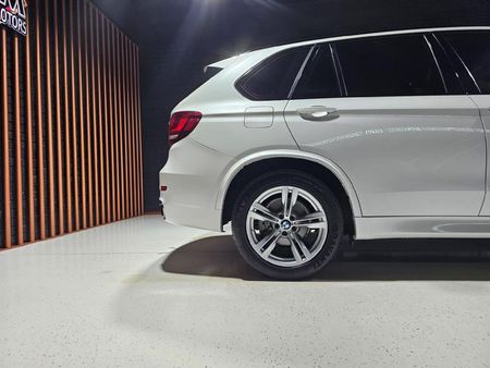 2016-BMW-X5-xDrive30d-M-Sport-Auto_27
