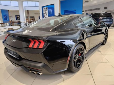 2026-Ford-Mustang-50-GT-Auto_9