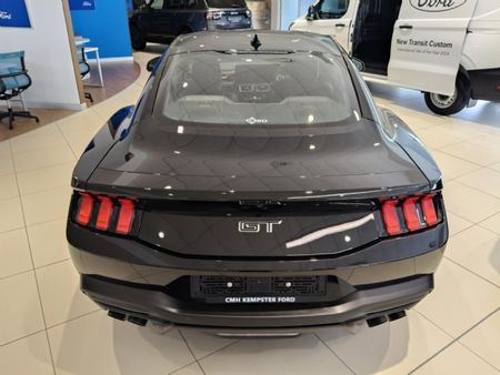 2026-Ford-Mustang-50-GT-Auto_10