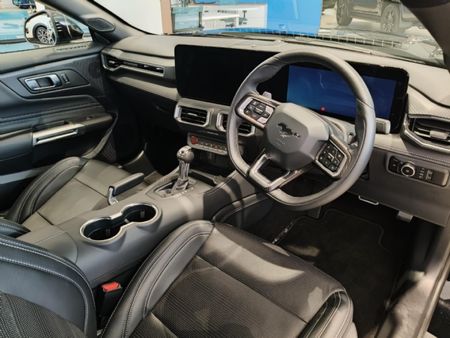 2026-Ford-Mustang-50-GT-Auto_5
