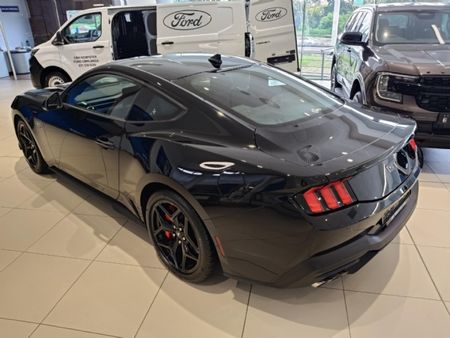 2026-Ford-Mustang-50-GT-Auto_7