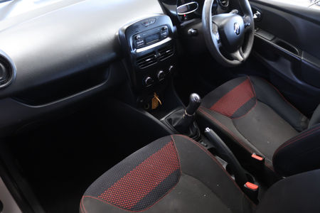 2014-Renault-Clio-IV-12-Authentique-5-dr-55kW_13