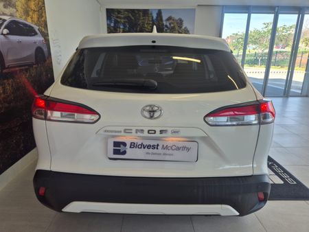 2022-Toyota-Corolla-Cross-18-XI_8