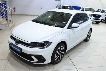 2024-Volkswagen-Polo-10-TSI-Life_2