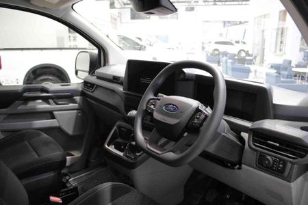 2026-Ford-Transit-20SiT-Panel-Van-LWB_14