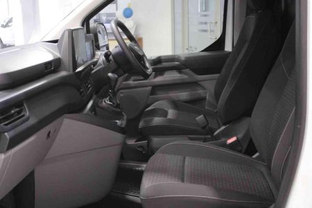 2026-Ford-Transit-20SiT-Panel-Van-LWB_15
