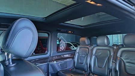 2020-Mercedes-Benz-V-Class-V-250d-Avantgarde-Auto_13