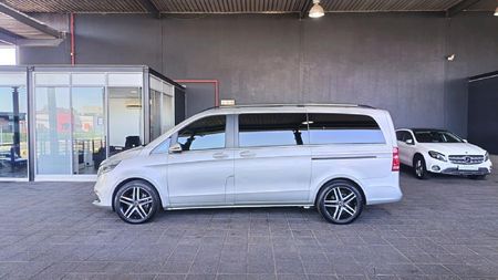 2020-Mercedes-Benz-V-Class-V-250d-Avantgarde-Auto_2