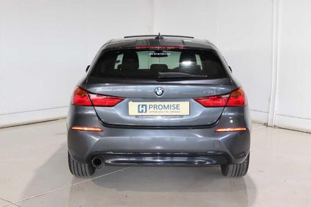 2021-BMW-1-Series-118i-Sport-Line_4