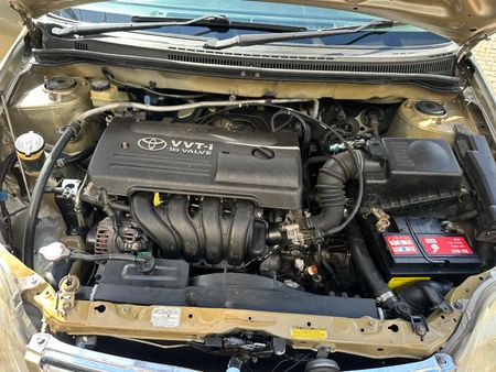2004-Toyota-Corolla-160i-GLE-Auto_9