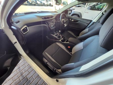 2018-Nissan-Qashqai-12T-Acenta-Tech_12