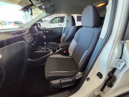 2018-Nissan-Qashqai-12T-Acenta-Tech_13