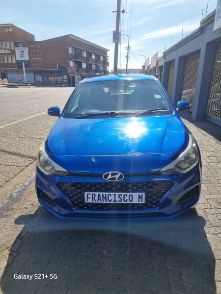2020-Hyundai-i20-12-Motion_4