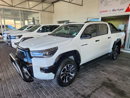 2025-Toyota-Hilux-28-GD-6-Raised-Body-Legend-Auto-Double-Cab_2