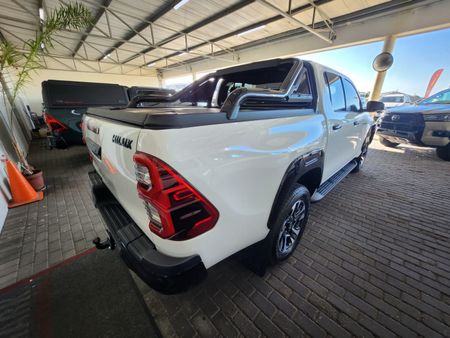 2025-Toyota-Hilux-28-GD-6-Raised-Body-Legend-Auto-Double-Cab_6
