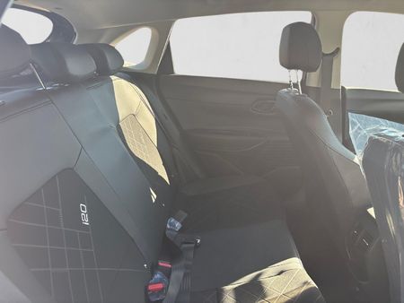 2026-Hyundai-i20-14-Premium-Auto_16