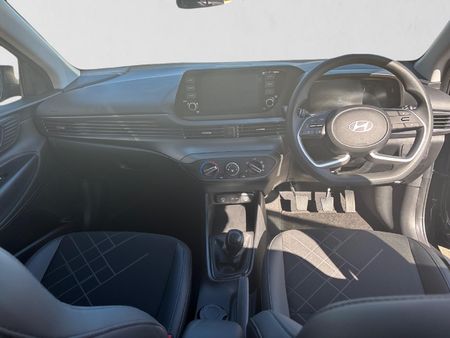 2026-Hyundai-i20-12-Premium_17