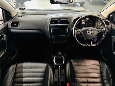 2021-Volkswagen-Polo-Vivo-16-Highline-5-dr_7