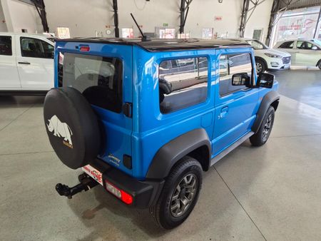 2025-Suzuki-Jimny-15-GLX-Auto_13