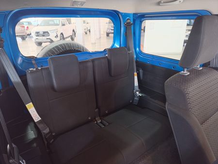 2025-Suzuki-Jimny-15-GLX-Auto_18