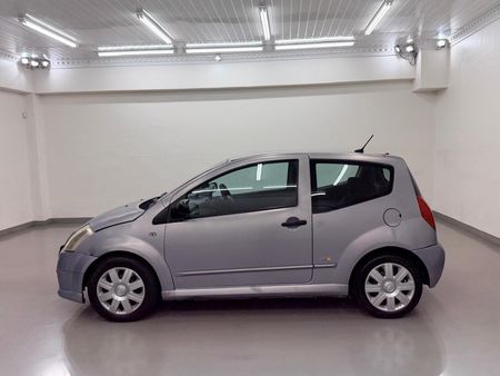 2004-Citroen-C2-14i-VTR_4