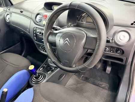 2004-Citroen-C2-14i-VTR_6