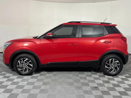 2022-Mahindra-XUV-300-12T-W8_18