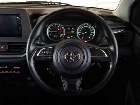 2026-Toyota-Starlet-15-XS-Auto_12