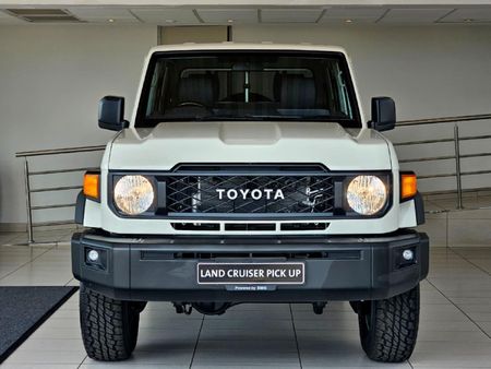 2026-Toyota-Land-Cruiser-79-28-GD-6-Double-Cab_2