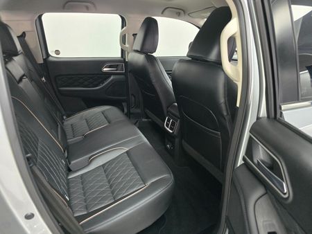 2024-GWM-P-Series-PV-20-TD-LT-4x4-Auto-Double-Cab_11